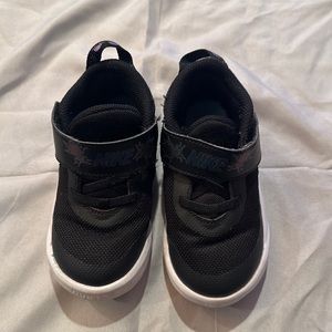 Nike Boys Lil Bugs Sneakers Insects Shoes size 9C